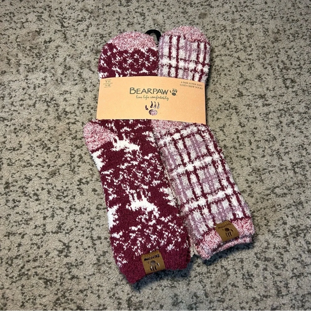 NWT BearPaw Burgundy & White 4 Pair Super Soft Cozy Crew Socks